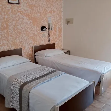 Serenella Римини